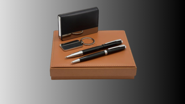 ست خودکار و خودنویس با کیف کارت ویزیت و جاکلیدی دیپلمات(RELAX SET)